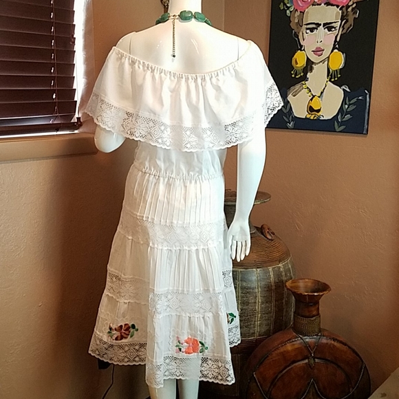 Handmade Mexican style dress - Picture 8 of 9